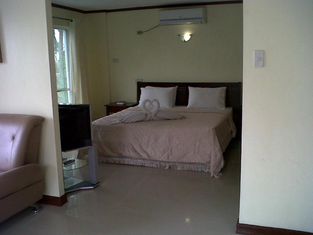 Beachcomber Resort Balabag  Room photo