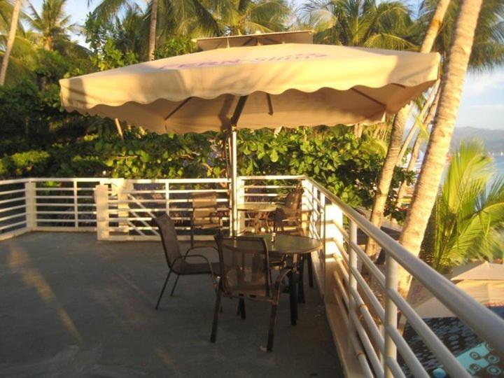 Beachcomber Resort Balabag  Exterior photo