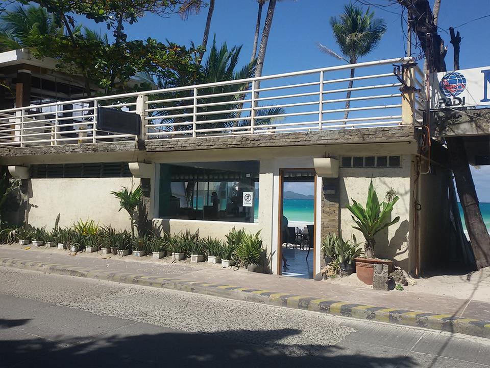 Beachcomber Resort Balabag  Exterior photo